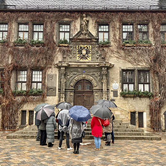 66 wetter regen Rathaus