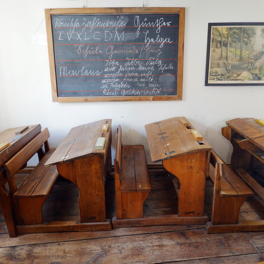 146 Elementarschule baenke