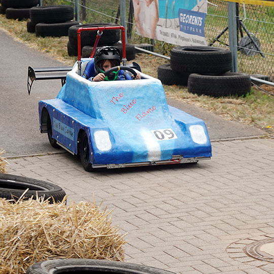 153 Seifenkiste Blueflame