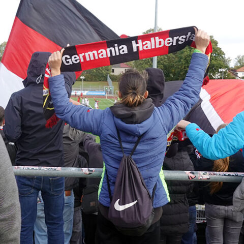 Ein 2:2 bei Germania Halberstadt – Derby, Emotionen, Ost-Fußball pur