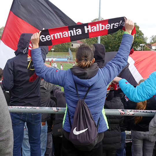 Ein 2:2 bei Germania Halberstadt – Derby, Emotionen, Ost-Fußball pur