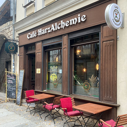 162 Cafe Alchemie aussen