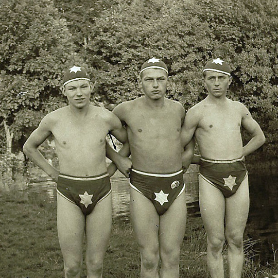 199 Waldseebad sw Schwimmer