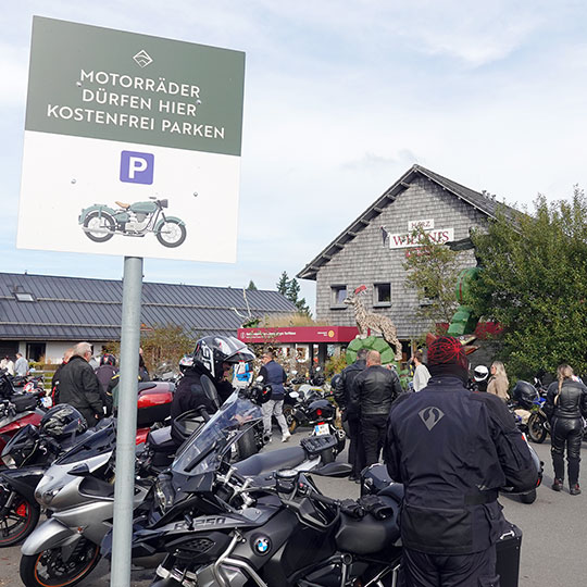 213 Bikertreff Schild